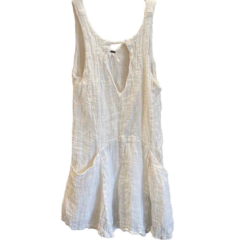 Free People Keyhole White Dress with Pockets Size Small